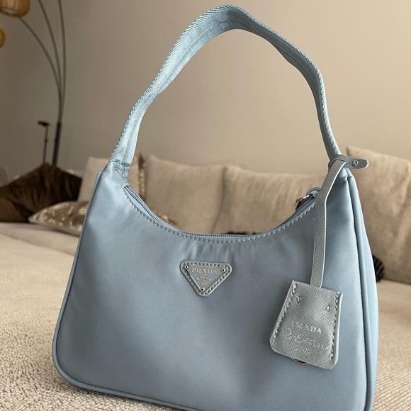 Authentic Prada Re-edition 2000 blue nylon mini bag - Picture 7 of 7